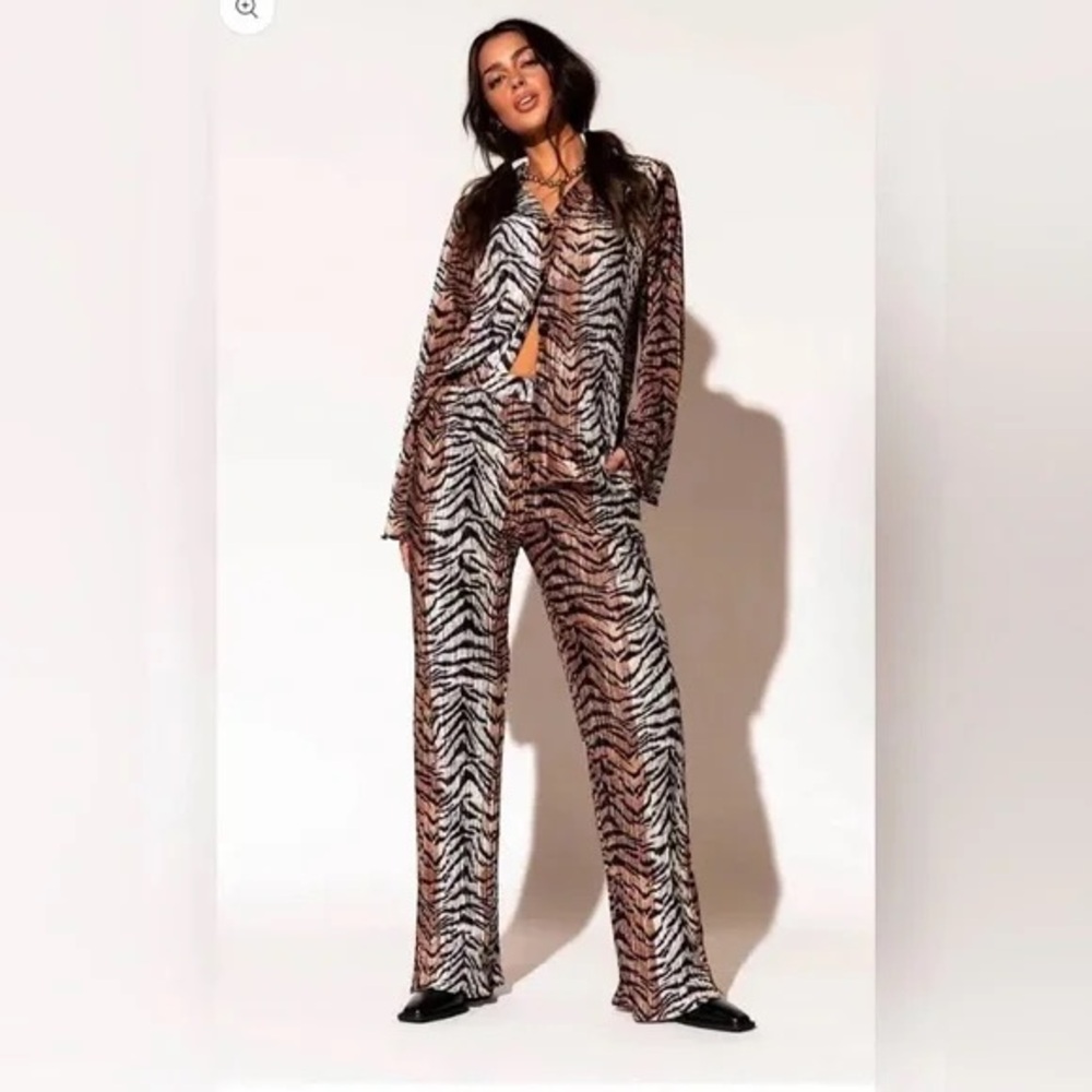 Dressed in Lala Tiger plisse set